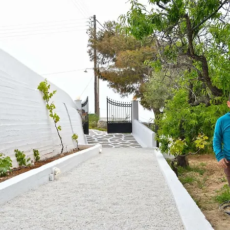 Traditional Cycladic House Syros Tatil Evi Liaropá